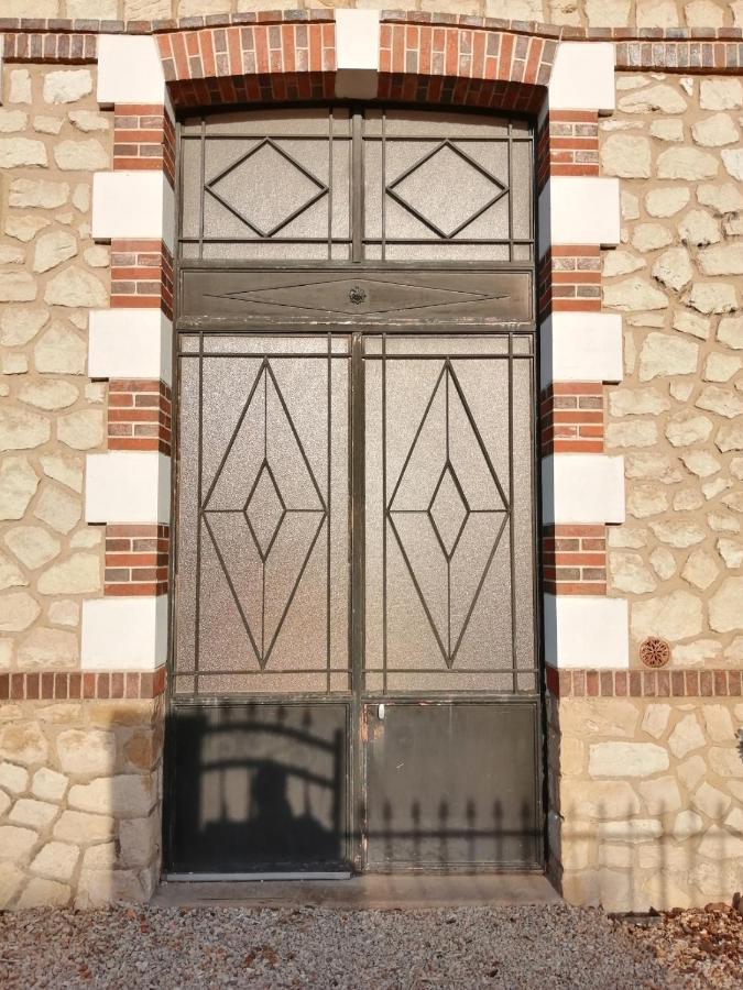Bourgogne Villa Familiale Saint-Julien-du-Sault Exterior foto